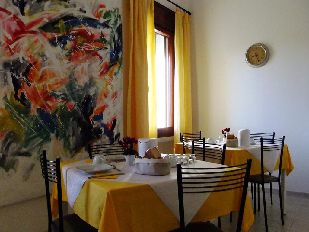 Ca Novecento Bed & Breakfast